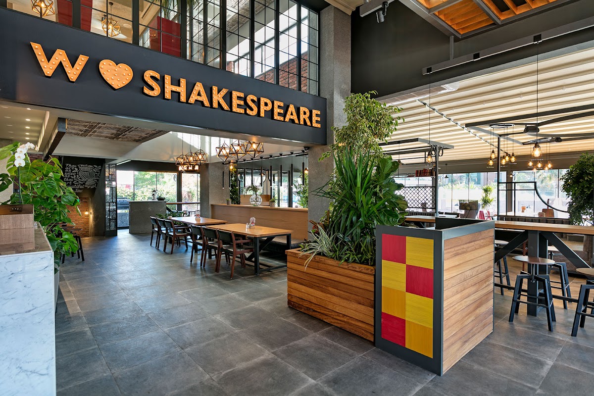 Shakespeare Coffee & Bistro (Lara)